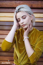 Load image into Gallery viewer, Ribbed Puff-Sleeve Top
