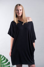 Load image into Gallery viewer, Boxy short sleeve knit short dress
