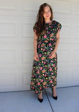 Load image into Gallery viewer, Tropical Floral Print Asymmetrical Top &amp; Maxi Skirt Set
