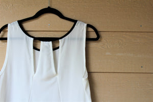 Relaxed Oval-Neck Tank Top With Black Trip
