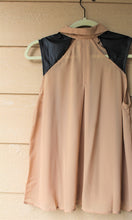 Load image into Gallery viewer, Sleeveless Chiffon Button-Front Top
