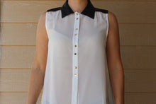 Load image into Gallery viewer, Sleeveless Button Up Chiffon Top

