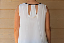 Load image into Gallery viewer, Relaxed Oval-Neck Tank Top With Black Trip
