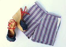 Load image into Gallery viewer, Independent Looking Striped  Shorts
