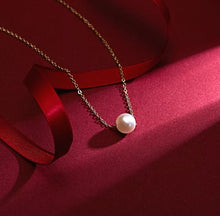 Load image into Gallery viewer, Chain Necklace &quot;Pearls of love&quot;
